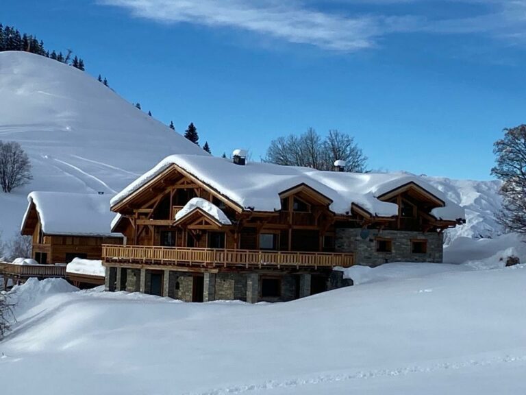 211213 chalet sous la neige albiez